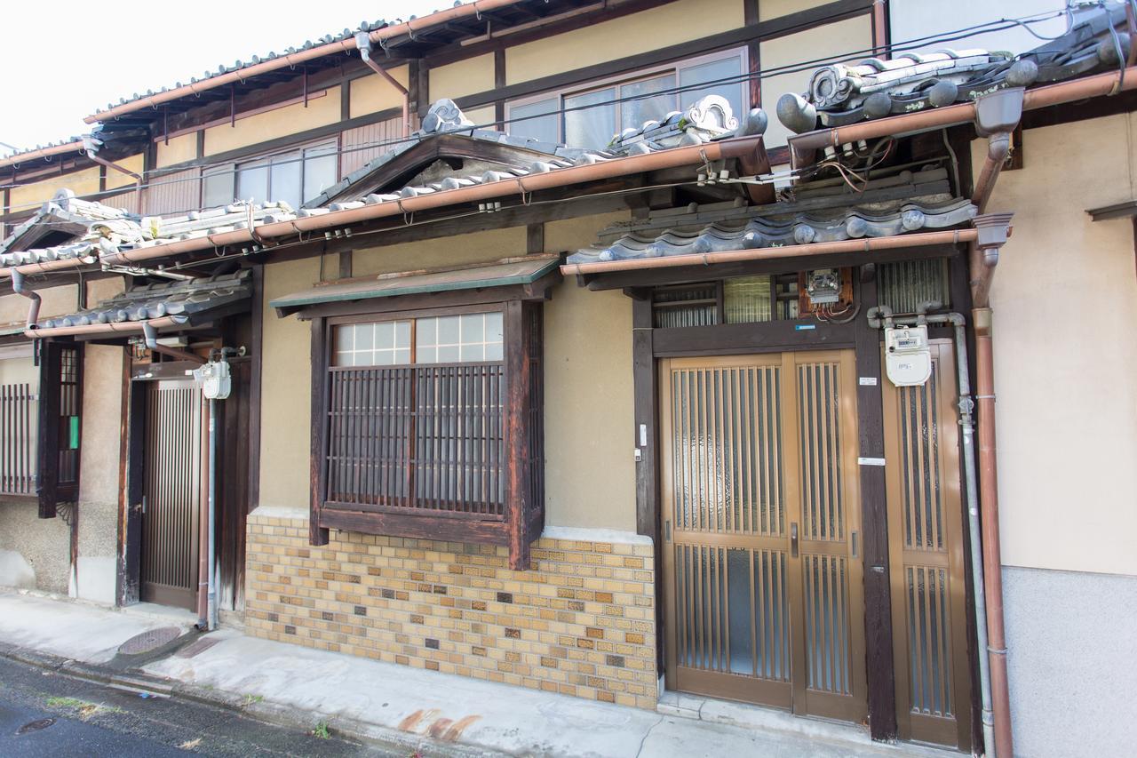 City Center 200 Years Old Traditional House Next To 2 Train Lines Kioto Exterior foto
