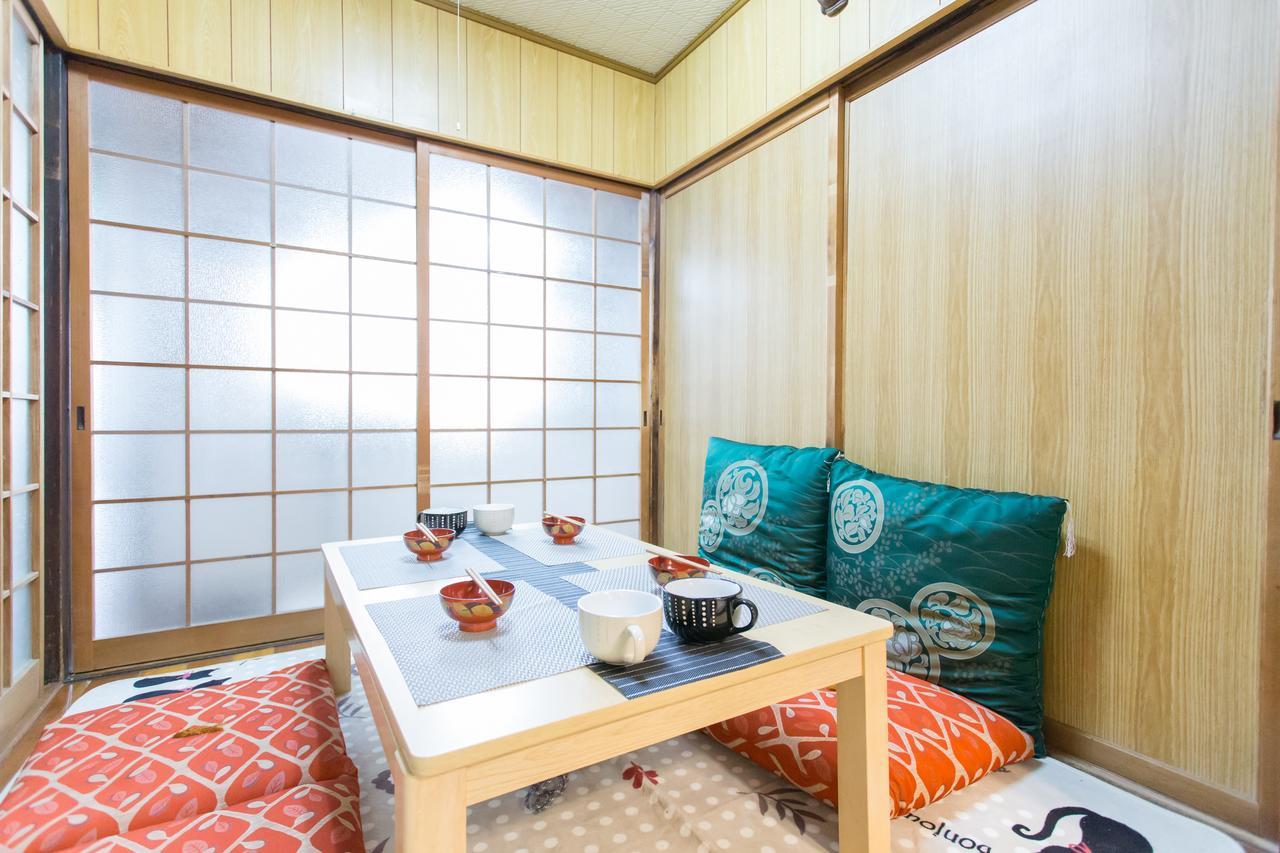 City Center 200 Years Old Traditional House Next To 2 Train Lines Kioto Exterior foto