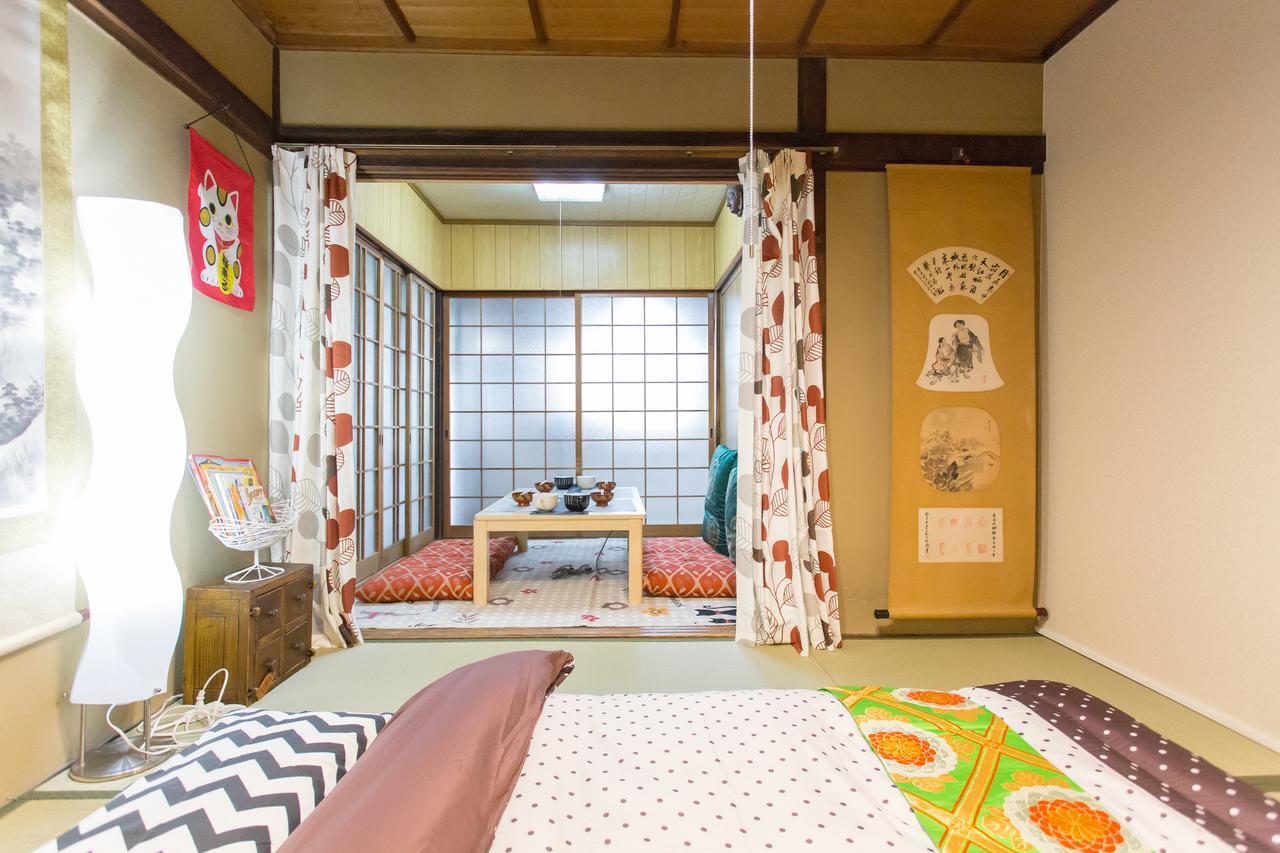 City Center 200 Years Old Traditional House Next To 2 Train Lines Kioto Exterior foto